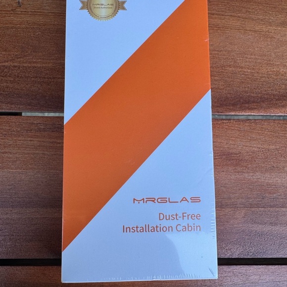 ☀️☀️MRGLAS Dust-Free Installation Screen Protector For iPhone 15pro Max - Picture 1 of 5